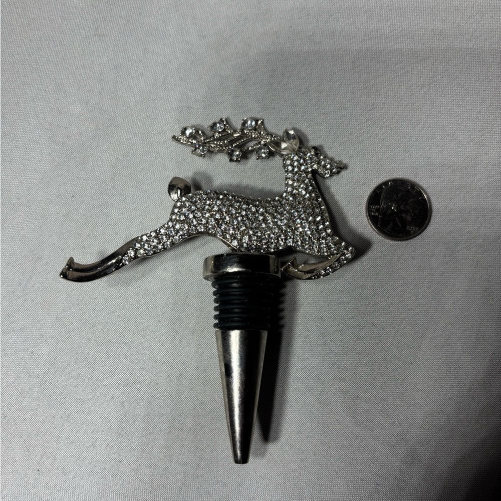 ☃️❄️☃️ New! Cherished Traditions Rhinestone Reindeer Wine Bottle Stopper - Picture 6 of 6